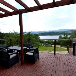 CZORSZTYNIANKA cruceros en góndola por el lago Czorsztyńskie alojamiento JĘDRUŚ Polonia Pieniny