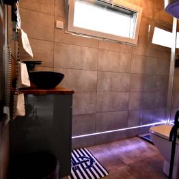 CZORSZTYNIANKA cruceros en góndola por el lago Czorsztyńskie alojamiento JĘDRUŚ Polonia Pieniny