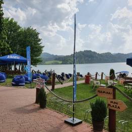 CZORSZTYNIANKA cruceros en góndola por el lago Czorsztyńskie alojamiento JĘDRUŚ Polonia Pieniny